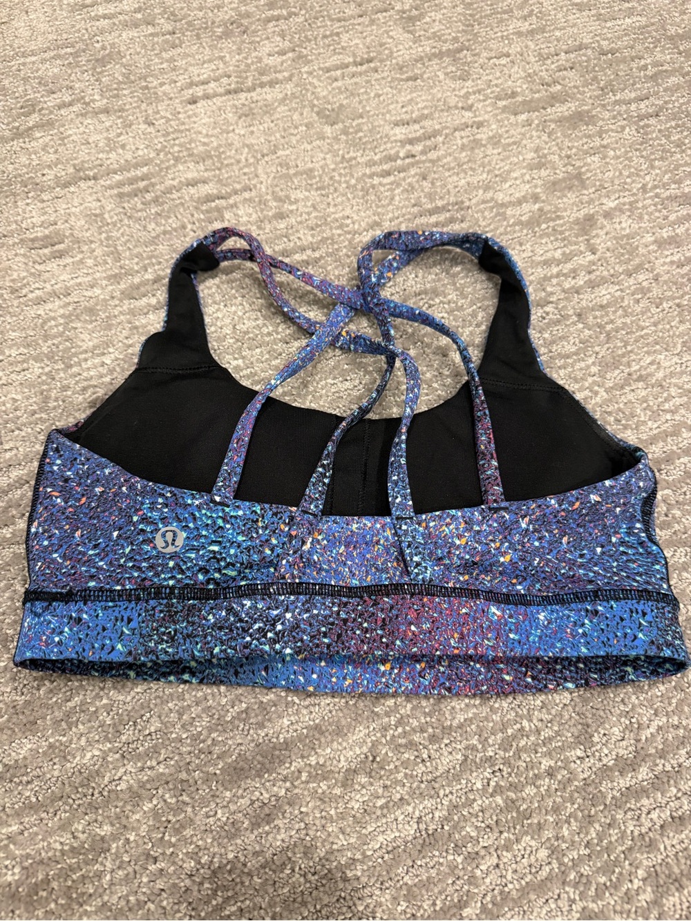 Lululemon sports bra - Picture 2 of 3